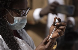 Châu Phi gặp trở ngại trong tiêm vaccine COVID-19 