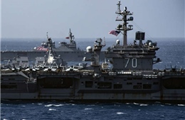 Tai nạn trên tàu sân bay Mỹ ở Biển Đông, 7 binh sĩ bị thương