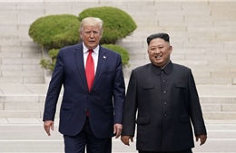 Ông Trump tiết lộ vẫn giữ liên lạc với Chủ tịch Triều Tiên Kim Jong-un