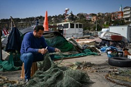 Ngư dân Thổ Nhĩ Kỳ lo ngại thủy lôi trôi nổi trên Biển Đen