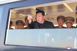 Triều Tiên khoe ‘sức mạnh bất khả chiến bại’ thế giới không thể phớt lờ