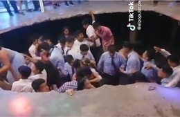 Peru: Hố tử thần bất ngờ xuất hiện ở sàn nhảy biến &#39;đêm vũ hội thành bi kịch&#39;