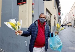 Italy: Ngày Quốc tế Phụ nữ 8/3 &#39;hụt hẫng&#39; vì thiếu hoa mimosa