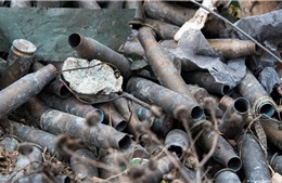 Vũ khí trong xung đột đang &#39;đầu độc&#39; đất và nguồn nước tại Ukraine