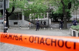 Sau hai vụ xả súng liên tiếp, người dân Serbia tự nguyện nộp chính phủ hàng nghìn khẩu súng