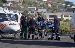 Ba thủy thủ Nam Phi thiệt mạng do bị sóng cuốn khỏi boong tàu ngầm