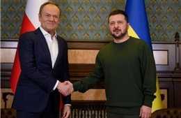 Ba Lan cho Ukraine vay tiền để mua vũ khí