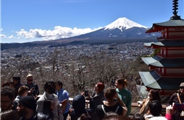 Giải quyết tình trạng quá tải khách du lịch leo núi Phú Sĩ – Mỗi địa phương một cách tiếp cận