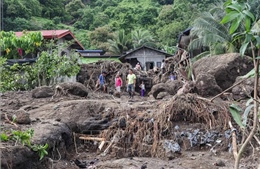 Philippines sơ tán hàng nghìn người trước khi bão Yinxing đổ bộ