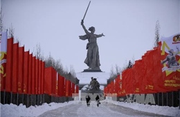 Tổng thống Putin để người dân quyết định việc đưa tên Stalingrad trở lại bản đồ 