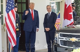 Tổng thống Trump nêu điều kiện để &#39;Vòm Vàng&#39; bảo vệ miễn phí Canada