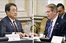 Thỏa thuận thương mại được đàm phán ra sao sau cánh cửa kín?