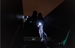 Người Ukraine xoay đủ cách để doanh nghiệp sống sót giữa mùa Đông mất điện