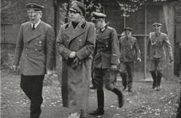 'Hang Sói' giữa rừng nơi Hitler điều binh khiển tướng