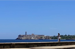 Tàu Nga mang hơn 700.000 thùng dầu tới Cuba