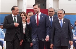 Mỹ và Iran xem xét tái đàm phán nhằm cứu vãn lệnh ngừng bắn