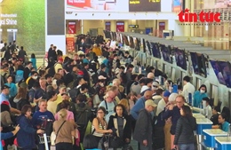 Nhộn nhịp các đầu mối giao thông những ngày cận Tết