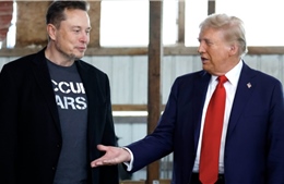 Ông Trump cùng tỷ phú Elon Musk tham dự sự kiện của SpaceX