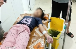 Bộ Y tế vào cuộc vụ ngộ độc sau khi ăn bánh mì tại Nghệ An