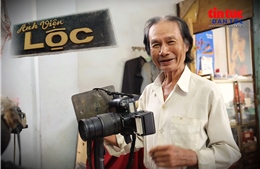 Ảnh viện Lộc giữ nghề chụp chân dung giữa thời ảnh số