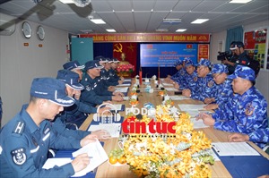 Cảnh sát biển hai nước Việt Nam và Trung Quốc kết thúc tốt đẹp chuyến tuần tra liên hợp