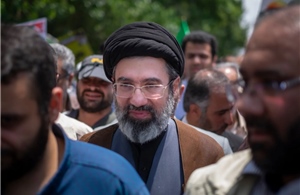 Con trai cố Lãnh tụ Ali Khamenei dẫn đầu cuộc đua kế nhiệm tại Iran