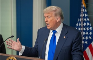 Tòa án Tối cao Mỹ giữ nguyên phán quyết buộc ông Trump bồi thường 5 triệu USD