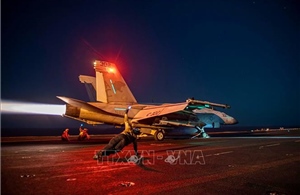 Mỹ, Anh tiến hành các cuộc không kích mới ở thành phố cảng Hodeidah của Yemen