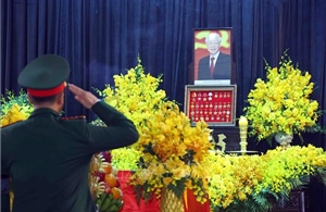 Cộng đồng người Việt và bạn bè quốc tế tại Tanzania tiễn đưa Tổng Bí thư Nguyễn Phú Trọng