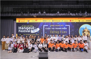 Trường Đại học Văn Lang đạt giải nhất cuộc thi &#39;Tranh biện tiếng Hàn&#39;