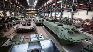Xưởng bí mật ở Ba Lan sửa chữa thiết bị quân sự cho Ukraine