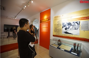 Hà Nội: Trưng bày hơn 300 hiện vật của trận Điện Biên Phủ 