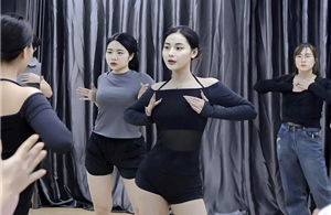 Nữ biên đạo Nguyễn Lê Hồng Minh đưa nghệ thuật chạm tới chiều sâu con người