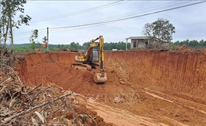 Vụ đào lấy đất trái phép ở Quảng Trị: Xem xét không nghiệm thu 23.000 m3 đất san nền bất hợp pháp
