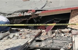 Sập mái nhà ở Pakistan, hàng chục người thương vong