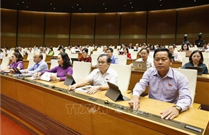 Cắt giảm khoảng 30% thủ tục hành chính cho doanh nghiệp nhà nước