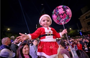 Rộn ràng không khí đón Giáng sinh trên thế giới