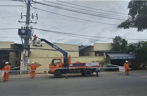   Điện lực TP Hồ Chí Minh: Triển khai sớm công tác đảm bảo an toàn điện trong mùa mưa lũ