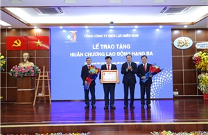 EVNSPC đón nhận Huân chương Lao động Hạng Ba, sơ kết 6 tháng đầu năm 2025