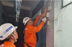 Điện lực TP.HCM khuyến cáo sử dụng điện an toàn khi sạc xe điện