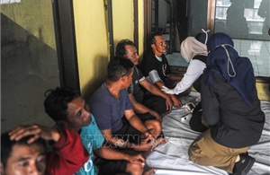 Vụ chìm phà tại Indonesia: Thêm nhiều người sống sót