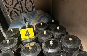 Huế: Khởi tố 5 bị can buôn bán, vận chuyển 'khí cười'