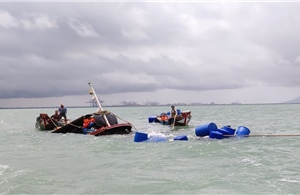 Chìm sà lan ở vùng biển Lý Sơn: Khẩn trương tìm kiếm các nạn nhân mất tích