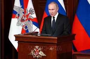 Tổng thống Putin cảnh báo đáp trả nếu phương Tây bắt giữ tàu thương mại Nga