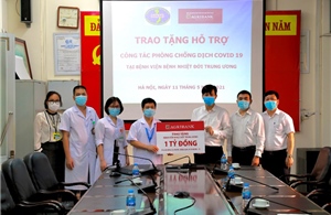 Agribank ủng hộ 1 tỷ đồng cho Bệnh viện Bệnh nhiệt đới Trung ương phòng chống COVID-19