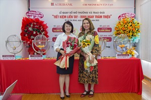 Agribank Chi nhánh KCN Tân Tạo trao giải &#39;Tiết kiệm liền tay – rinh ngay trăm triệu&#39;