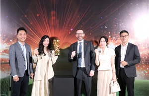 Gặp gỡ Nghị sĩ Quốc hội Anh tại nhà riêng Đại sứ Anh tại Việt Nam