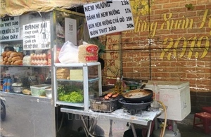 Siết chặt quản lý thức ăn đường phố
