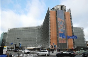 EU áp thuế đối với hàng nhập khẩu thương mại điện tử giá trị thấp
