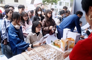 Lựa chọn thông minh cho kỳ tuyển sinh Đại học 2025